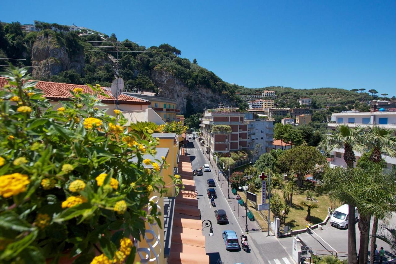 Appartamento Sine Tempore Sorrento Esterno foto