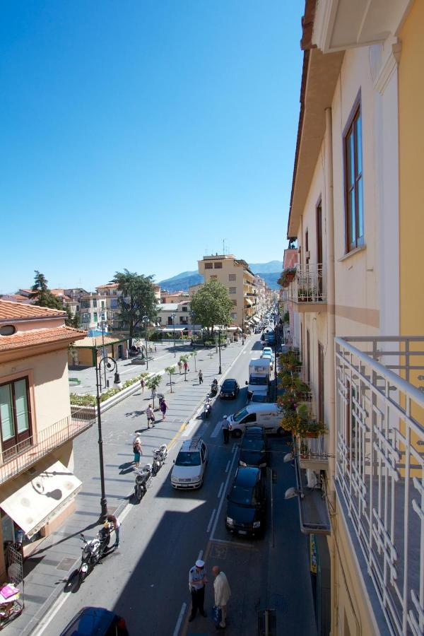 Appartamento Sine Tempore Sorrento Esterno foto